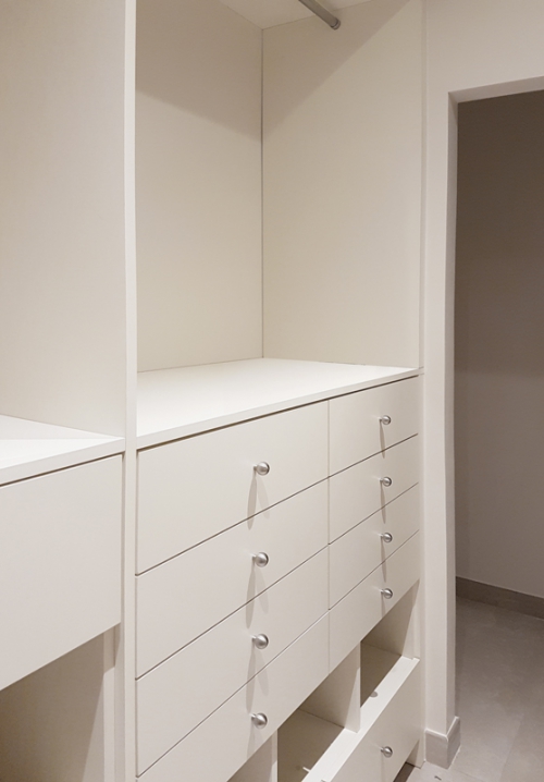 MP-Menuiserie : Dressing blanc côté gauche